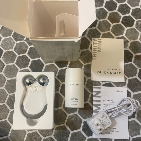 NuFACE MINI - Picture 4 of 4